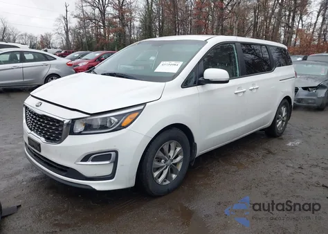 2019 Kia Sedona Lx z USA, uszkodzony, nr VIN KNDMB5C13K6540231